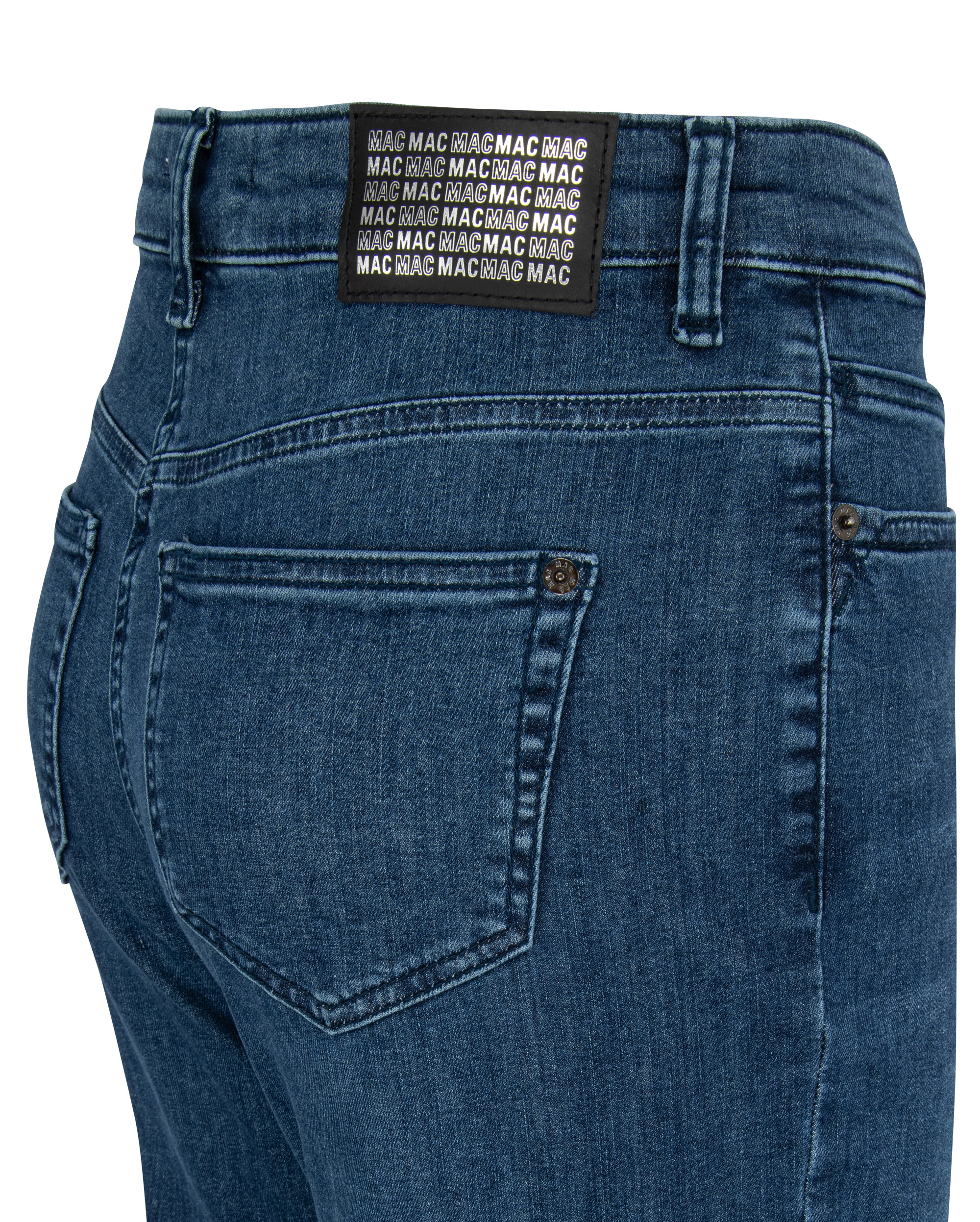 4067374935655-003-jpg