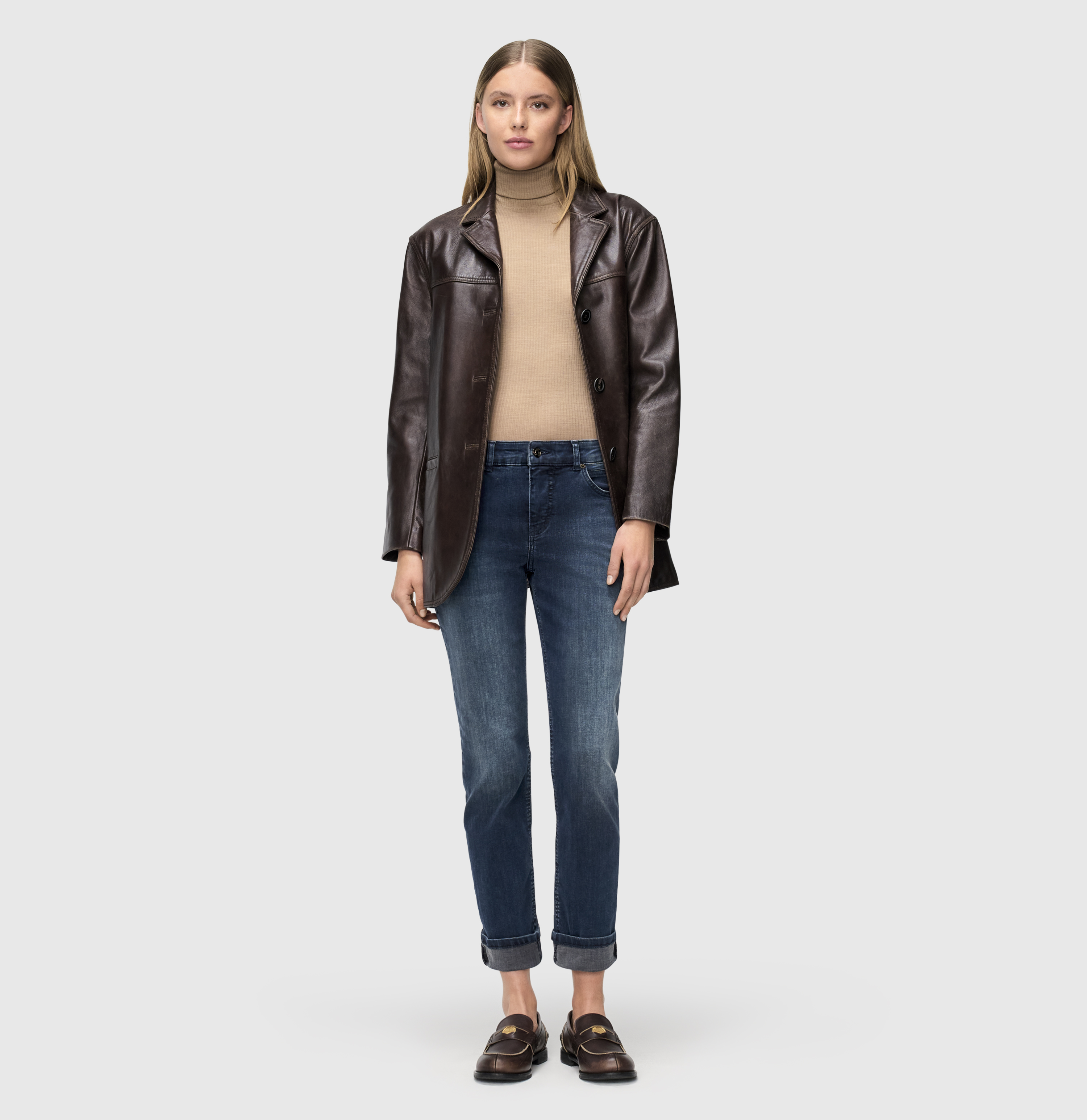 MAC_Early-Autumn-2025_D886_5714-90-0387L-D886_11-jpg