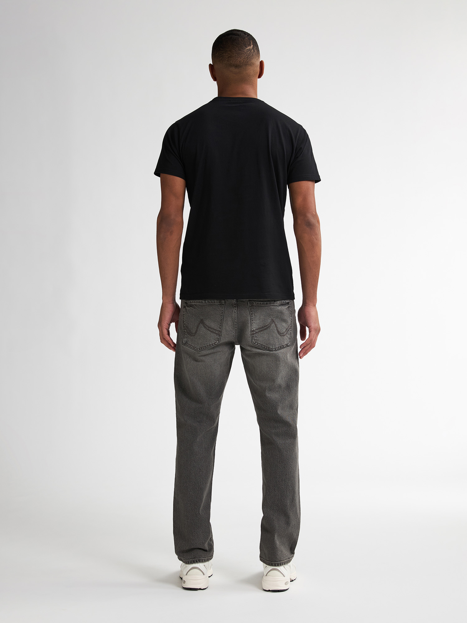 Petrol-Indus_NOOS-NOOS_9705_LEWIS_9-jpg