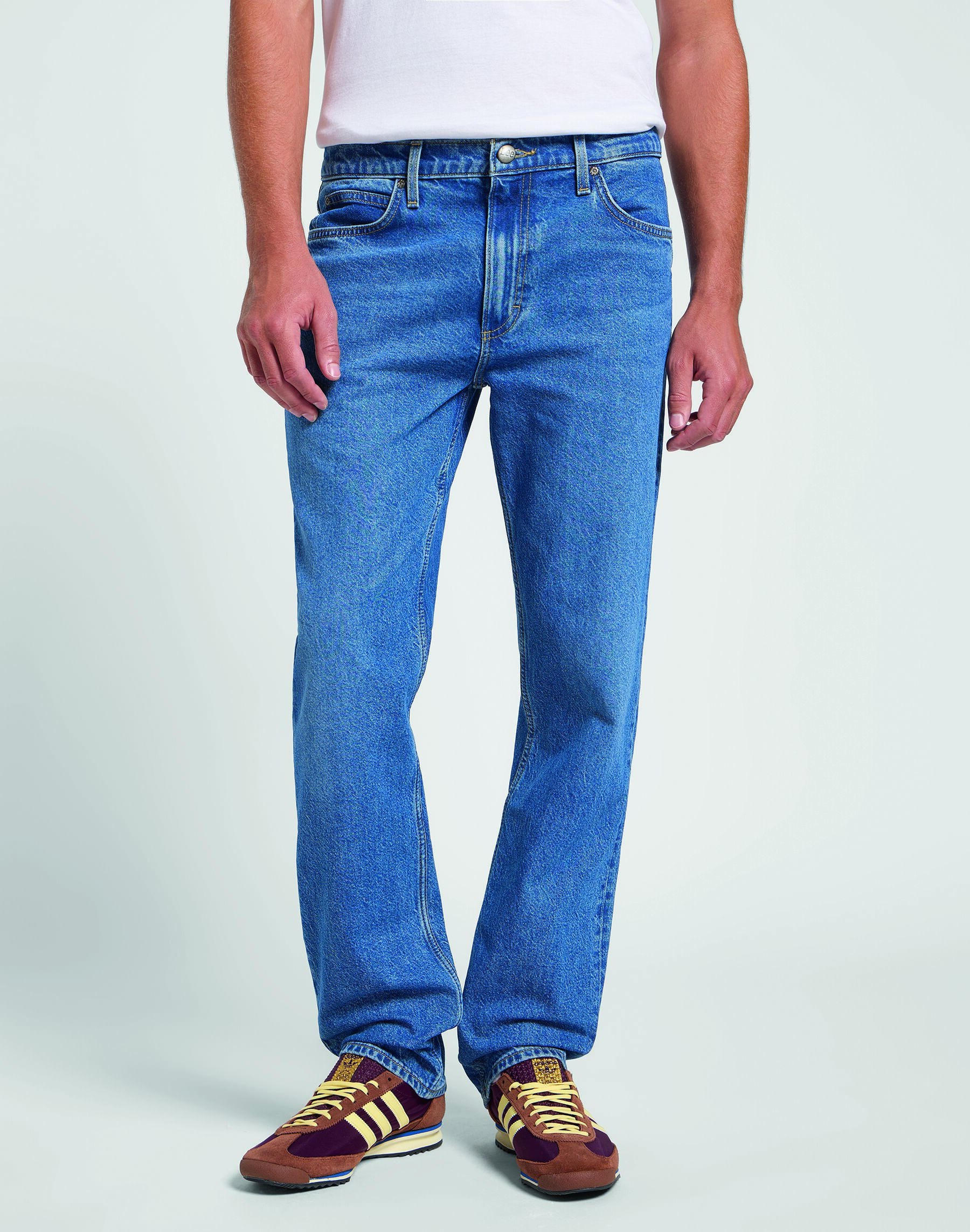 112368702_1-jpg-highres-print-jpg LEE WEST blue beam 112368702