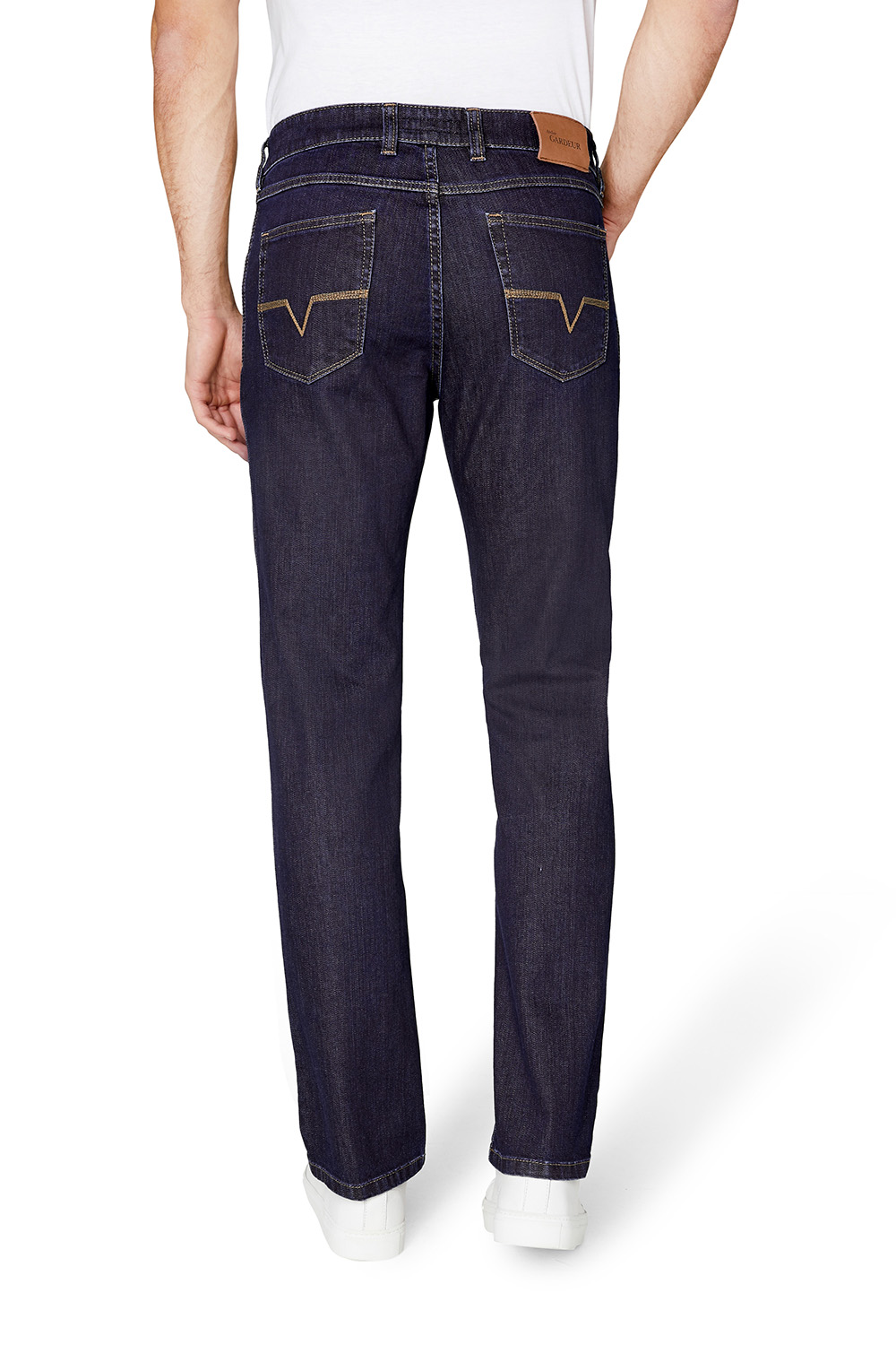 gardeur_GJ-NOS-2320_169_NEVIO-11-470181_3