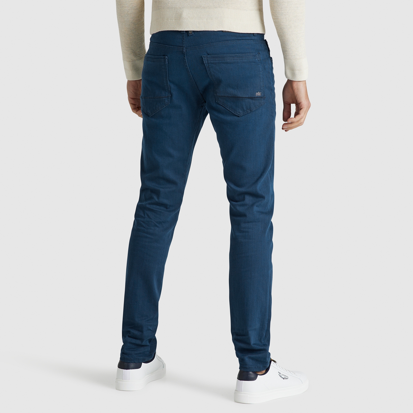 PME-Legend_PM-22-09_SCB_PTR2209705_2