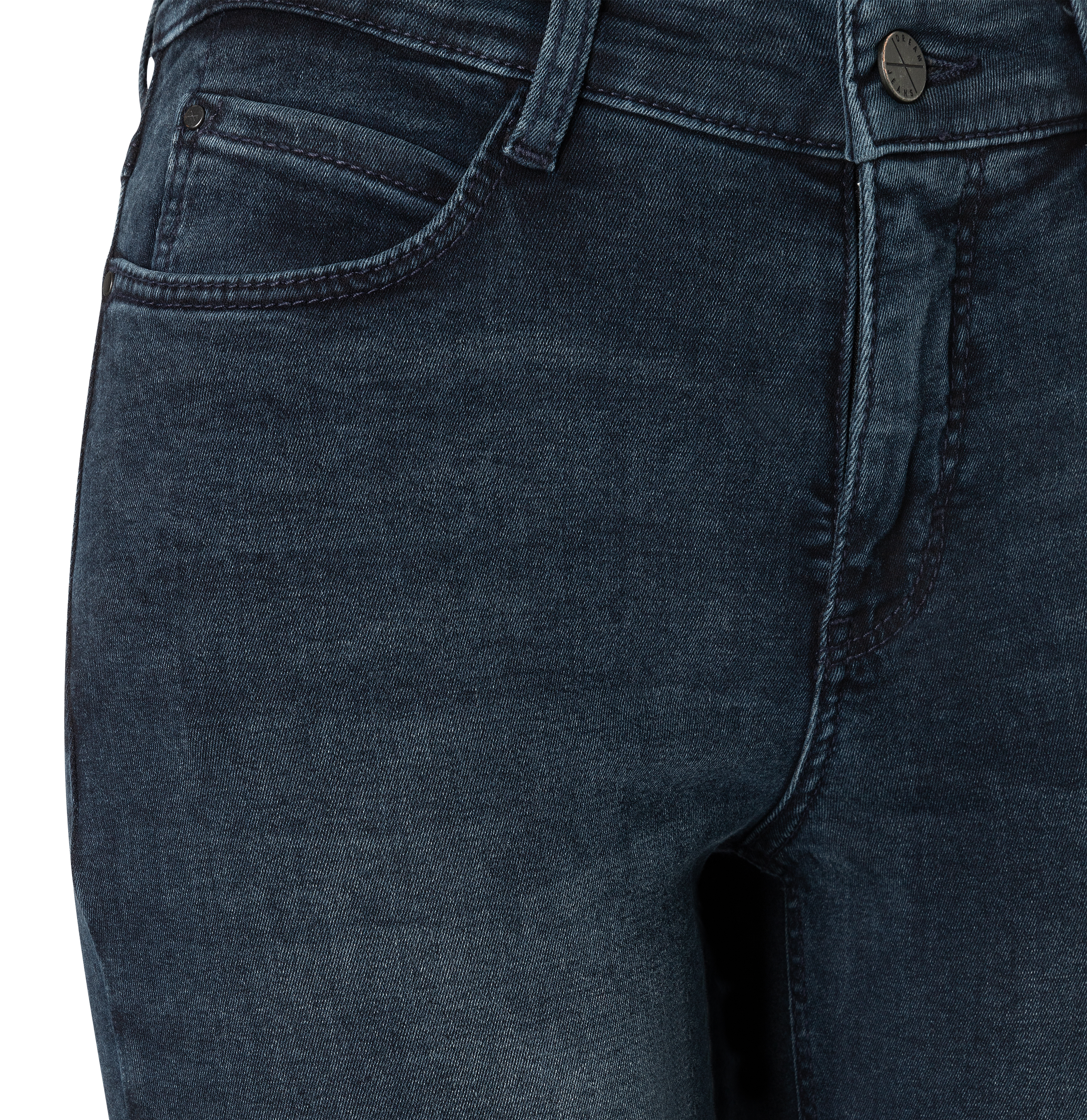 MAC_Early-Autumn-2025_D872_5401-90-0355-D872_5-jpg