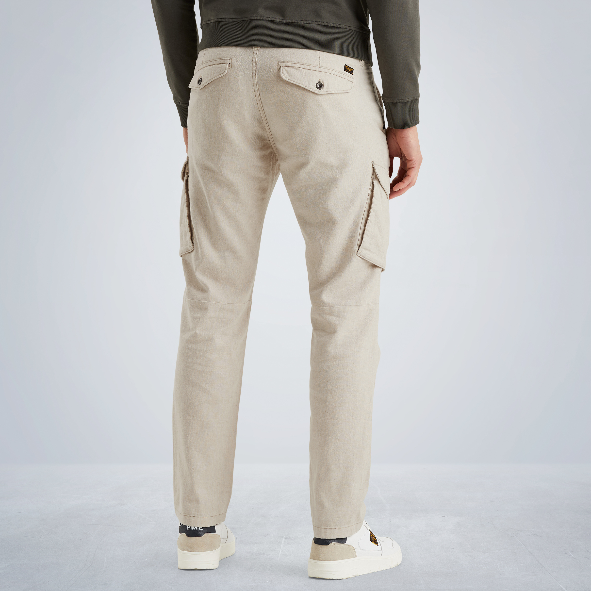 PTR2504646-7029_model_3-jpg