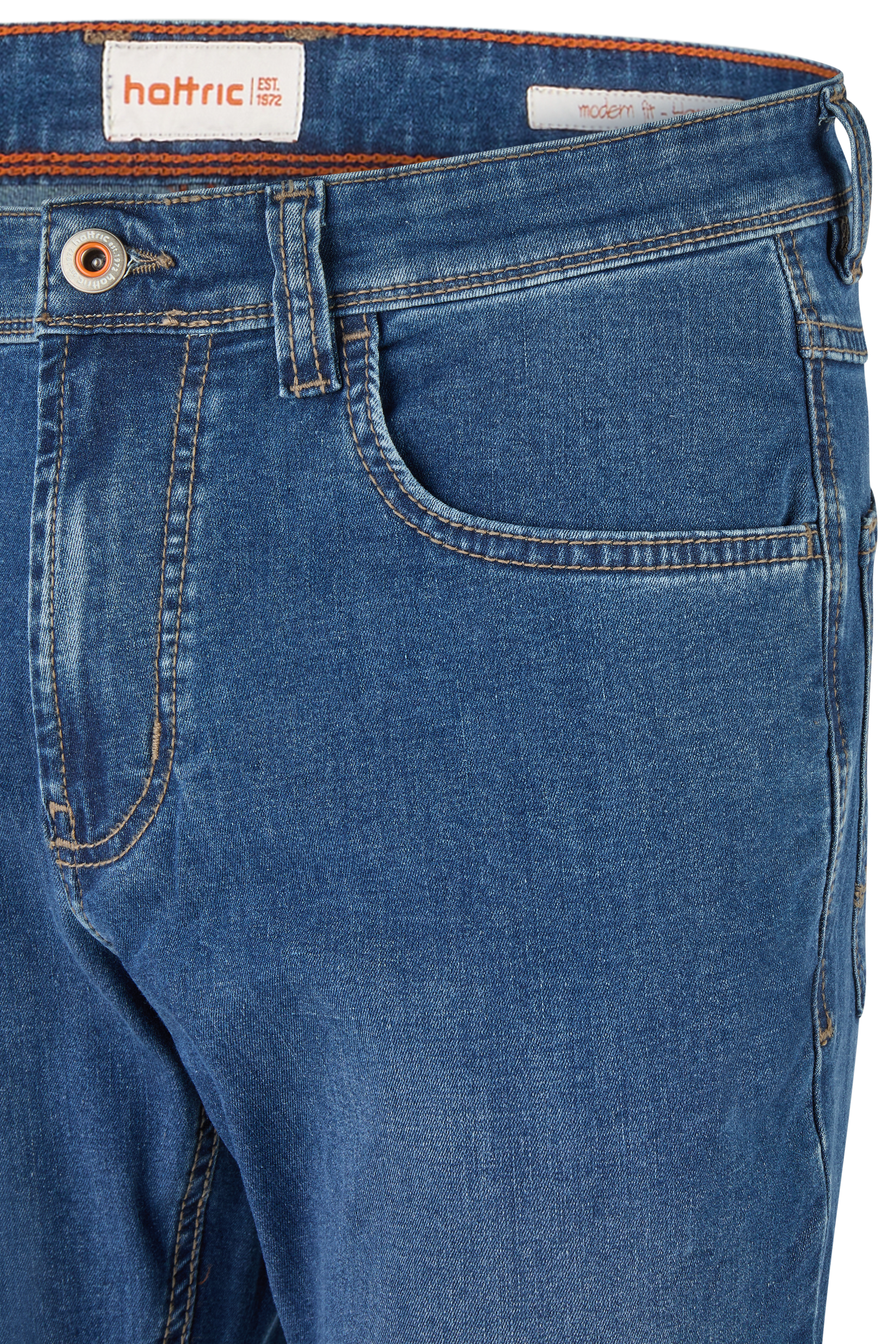 688835-5325-44_3-jpg