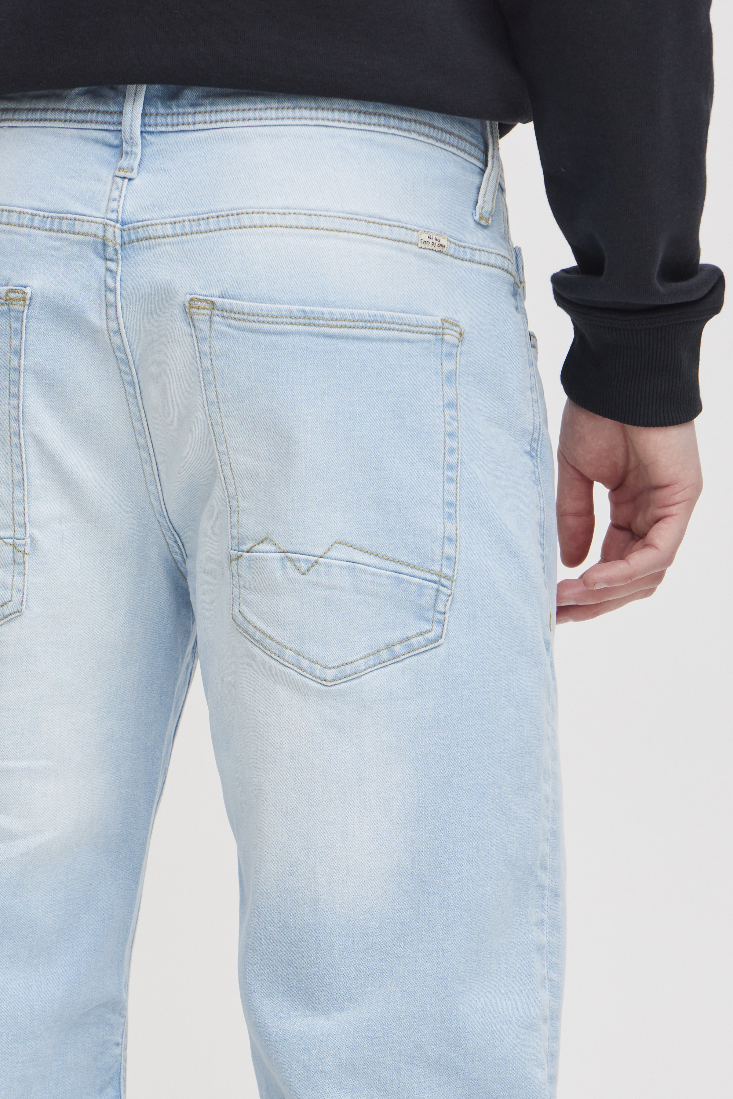 20713328_200290_360-jpg