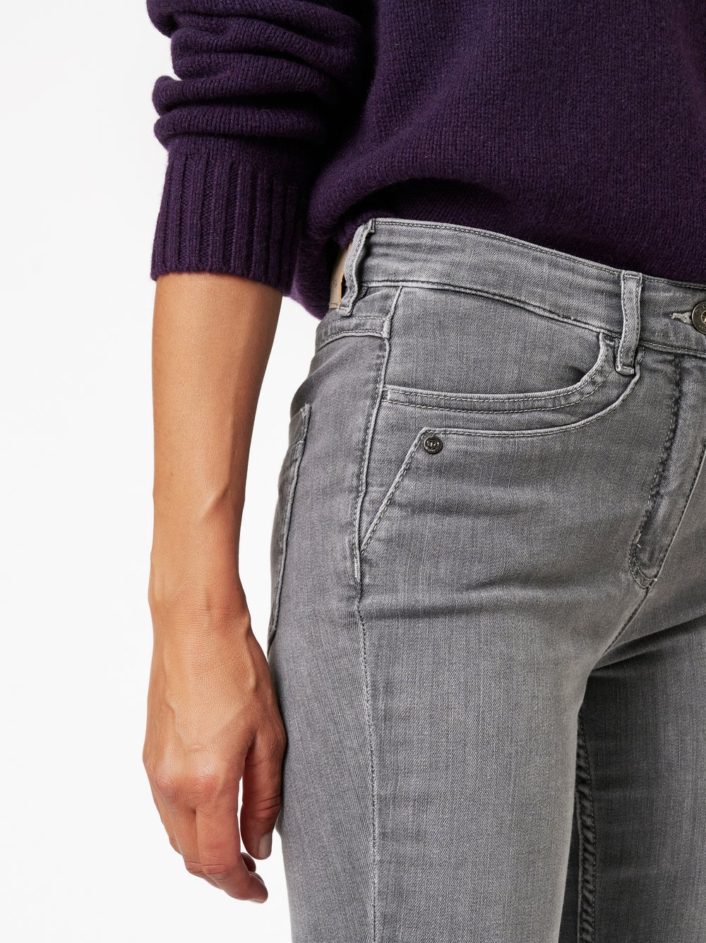 TONI_HW25-NOS_862_12-301226-42_4-jpg