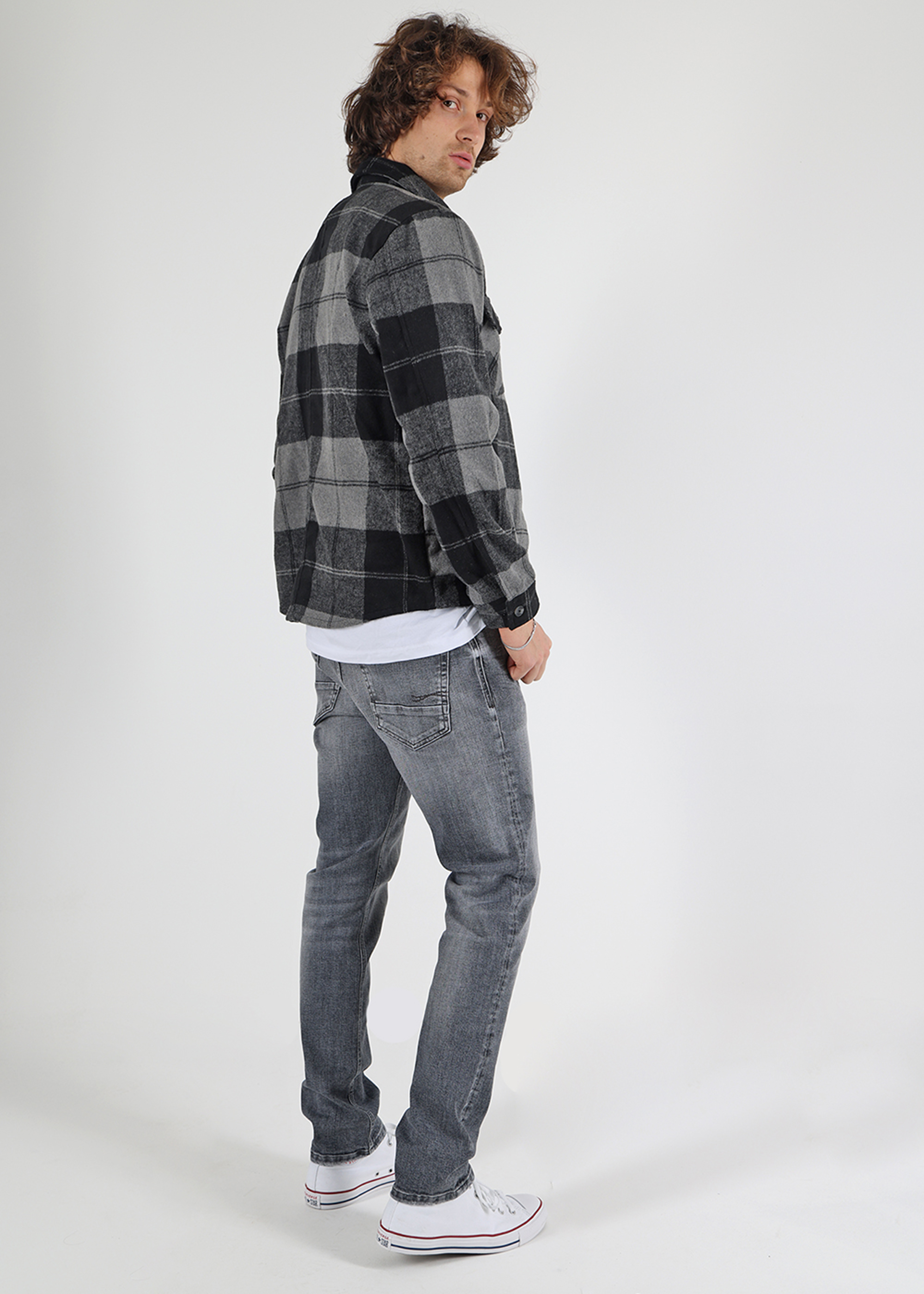 au23_1003_3657_20-jpg