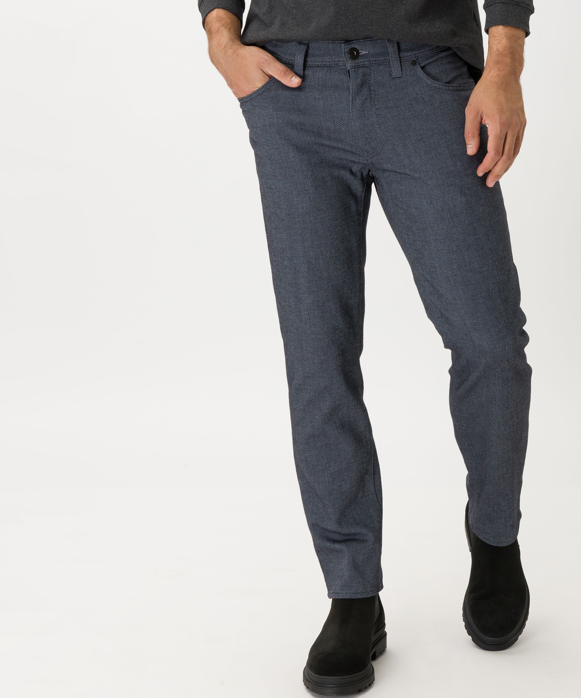 BRAX_222_27_813857_7863120_4