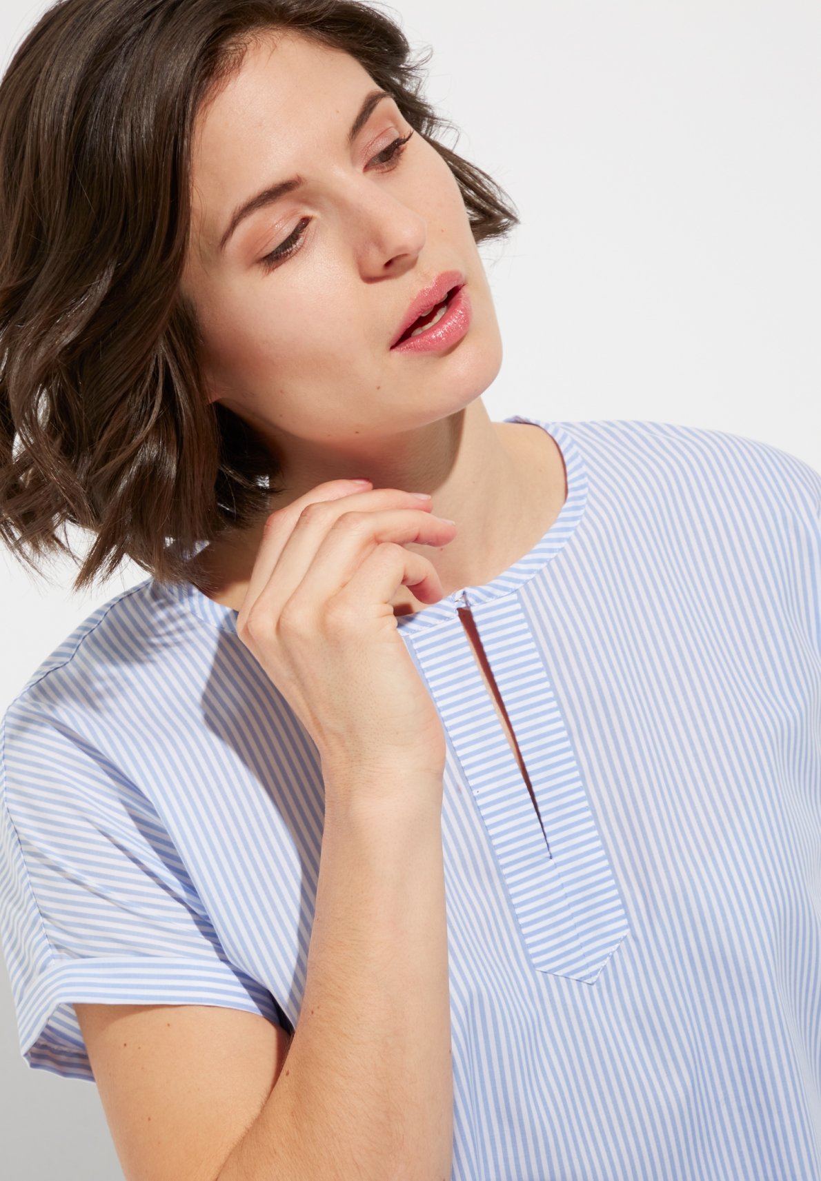 eterna-bluse-classic-blau-weiss-gestreift-6156-h882-11-et6156h88211Z9zQdHNIxUdQO