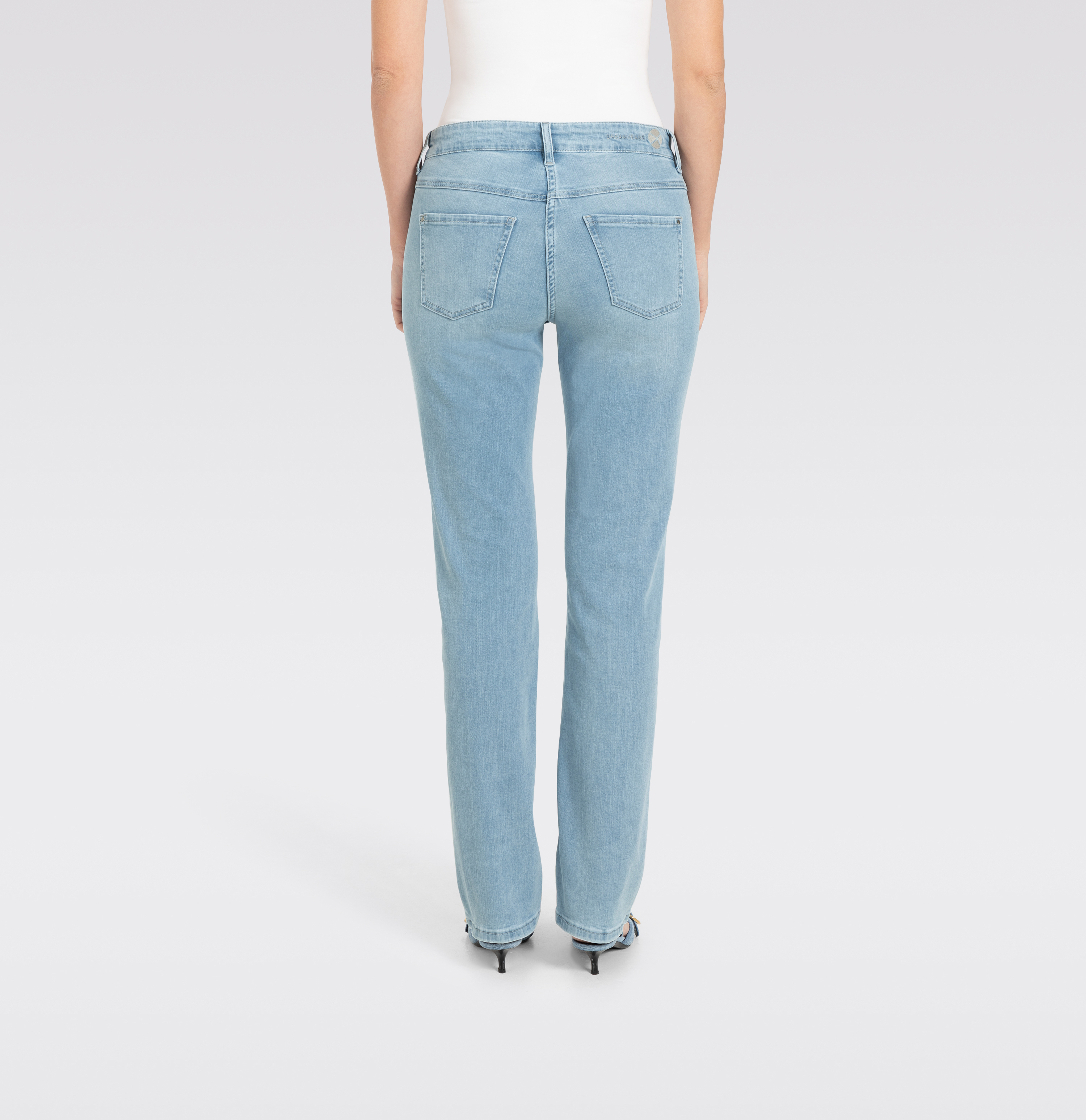 MAC_Spring-2025_D452_5401-90-0355L-D452_2-jpg